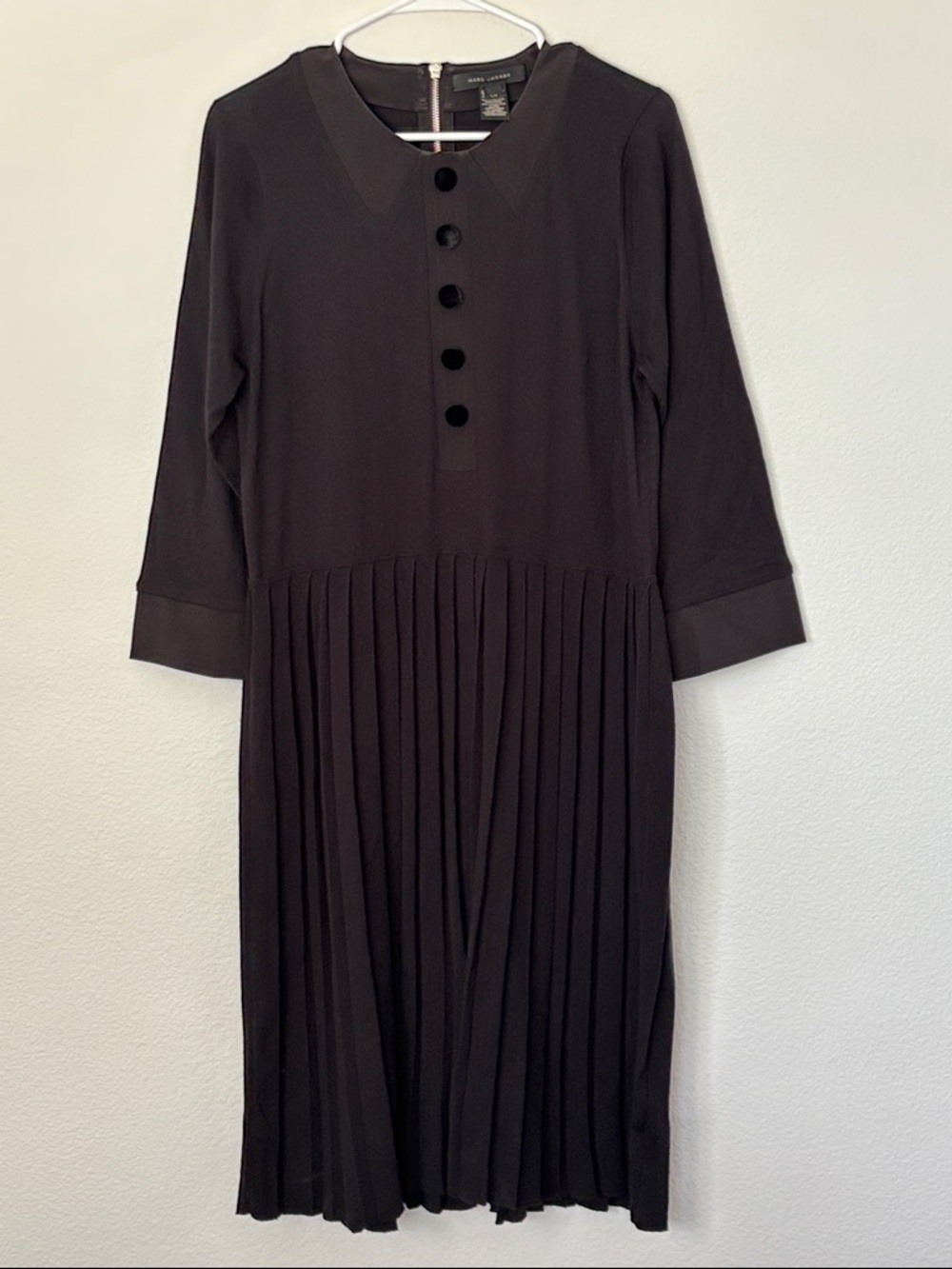 Marc by Marc Jacobs Black Long-Sleeve Pleated Midi Dress